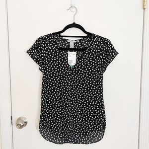 NWT - H&M black & white blouse